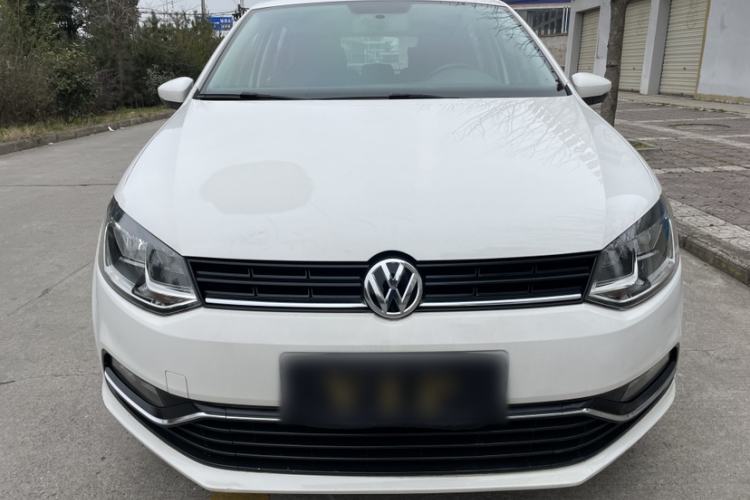 Used Volkswagen Polo 2016 1.6L Automatic Comfort Model
