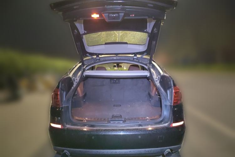 Used BMW 5 Series GT 2010 535i Luxury Edition Trunk