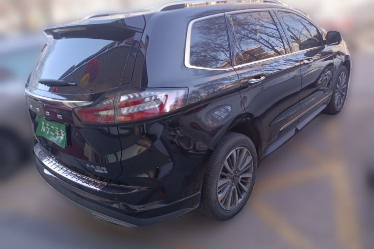 Used Ford Edge 2021 PLUS EcoBoost 245 Two-Wheel-Drive Titanium 7-Seater
