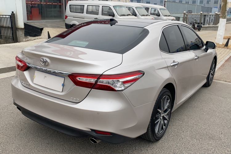 Used Toyota Camry 2021 2.5G Luxury Edition
