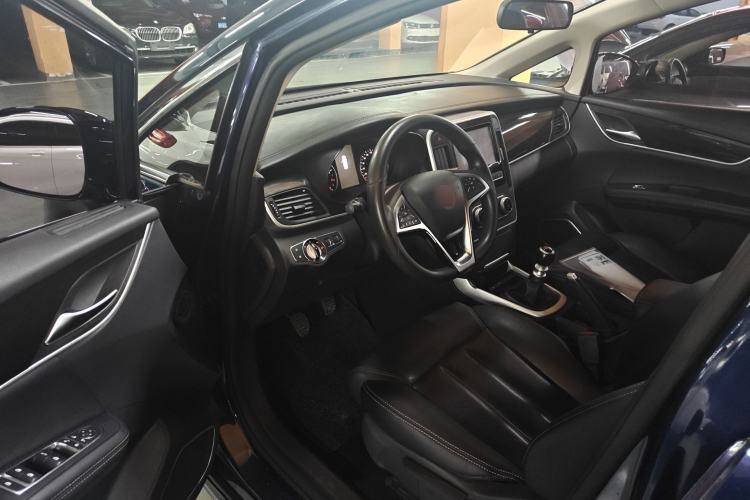 Used BYD Song MAX 2017 1.5T Manual Smart Connect Luxury 7-Seater Driver Seat