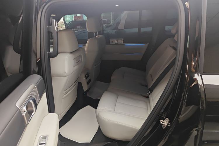 Used Formula Leopard Tai 7 2025 Model 190 km Four-Wheel Drive Max Edition Left Rear Seat