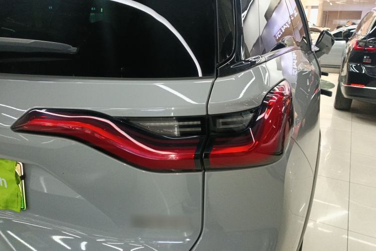 Used Nio ES8 2020 415 km Range 7-Seater Version