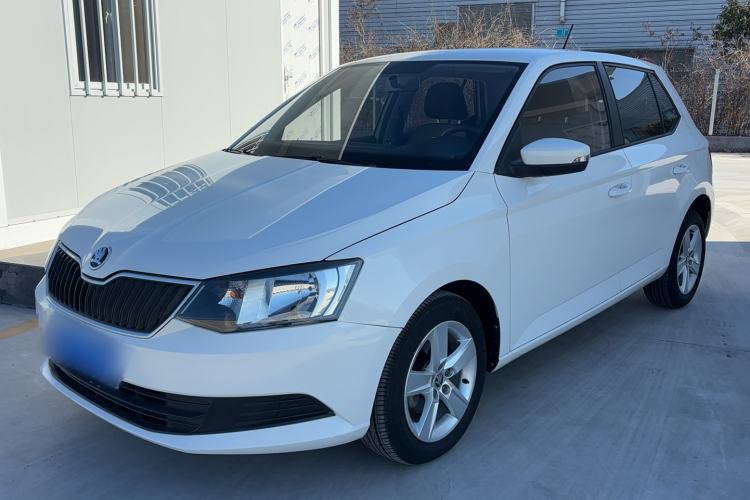 Used Skoda Fabia 2017 1.4L Automatic Car Enjoy Edition