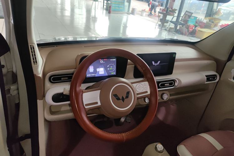 Used Wuling Hongguang MINIEV 2024 3rd Generation 215km Advanced Version