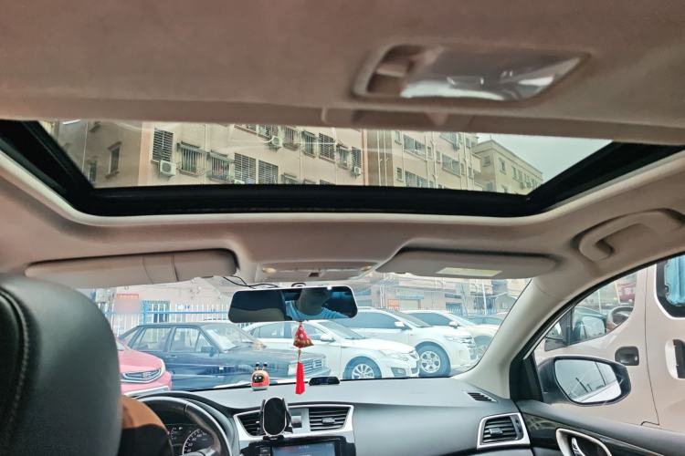 Used Nissan Sylphy 2018 1.6XV CVT Deluxe Edition Headliner