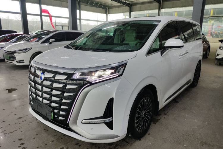 Used Denza D9 2022 DM-i 970 Four-Wheel Drive Flagship Model
