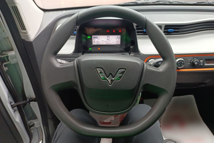 Used Wuling Hongguang MINIEV 2022 Easy Version Lithium-NMC Steering Wheel