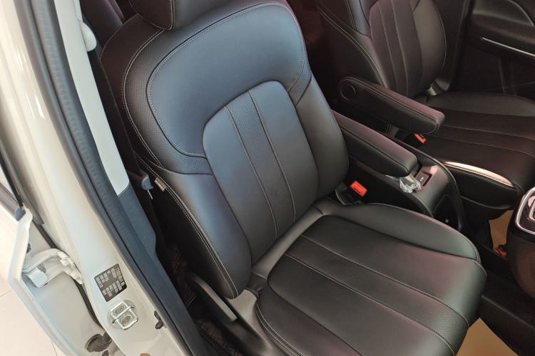 Used GAC Trumpchi M6 2021 270T DCT Luxury Edition (7-seater)