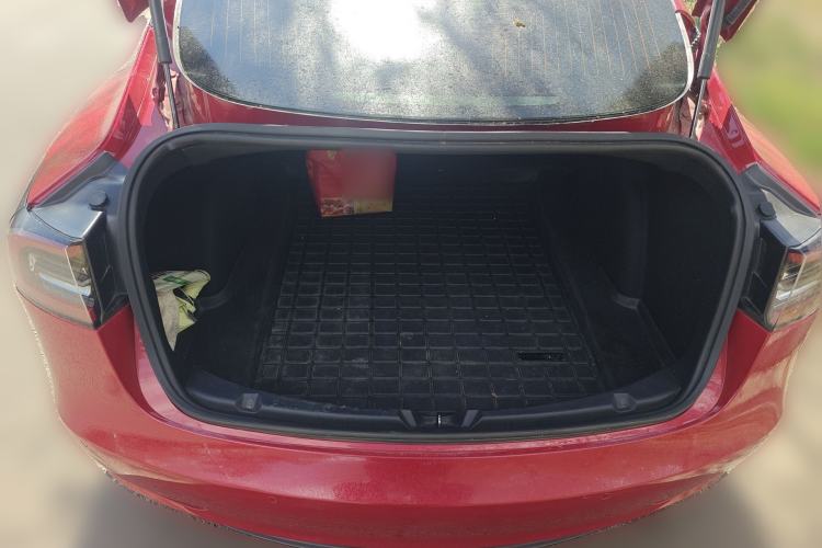 Used Tesla Model 3 2019 Long-Range All-Wheel-Drive Version