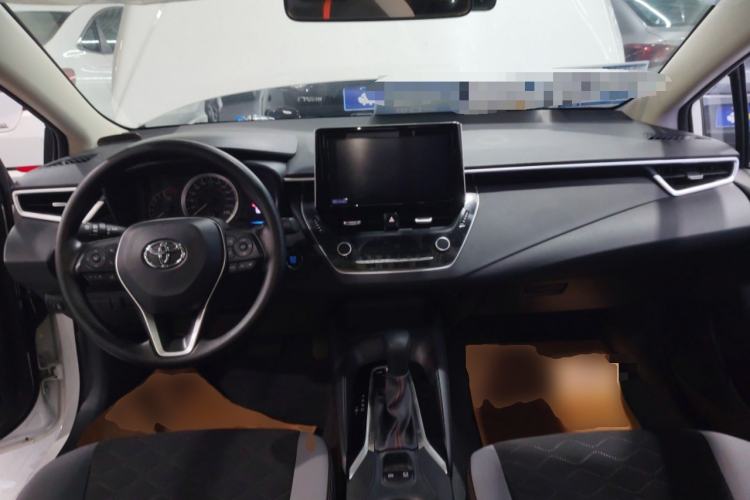 Used Toyota Corolla 2023 1.2T Elite Edition Center Console