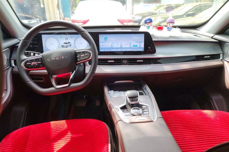 Used Chery Tiggo 8 PLUS 2024 Champion Edition 390TGDI DCT Bold Edition 5-Seater
