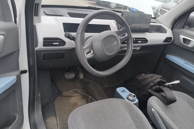 Used Geely Galaxy Panda 2023 Panda Mini 120km Cute Bear
