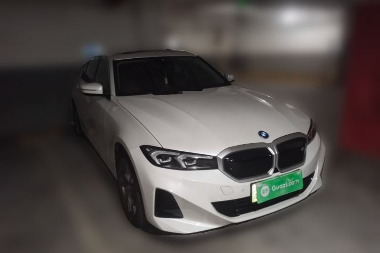 Used BMW i3 2022 eDrive 35 L Front Right 45 Deg