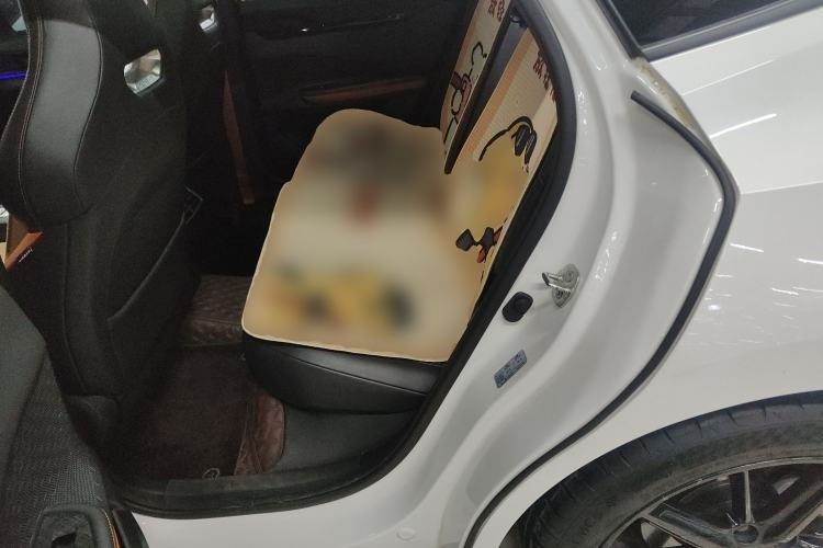 Used Changan UNI-V 2024 1.5T High-Energy Version