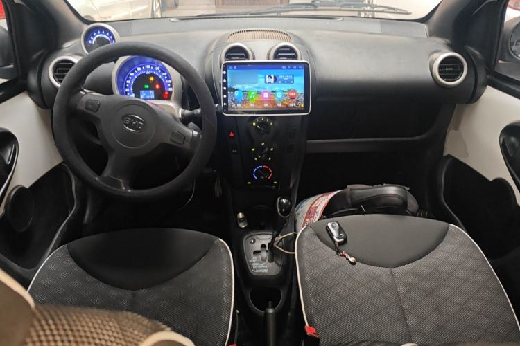 Used BYD F0 2015 1.0L AMT XuanKu Model Interior 2