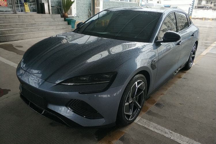 Used BYD Seal 2022 700 km Long-Range Rear-Wheel-Drive Version
