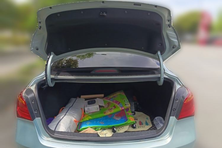 Used Hyundai Mistra 2014 1.8L Automatic Smart GLS Trunk