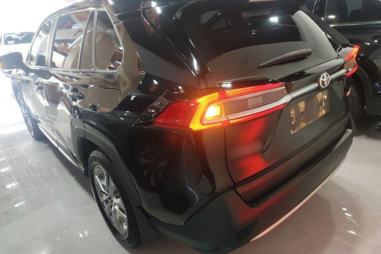 Used Toyota Wildlander 2022 2.0L CVT Two-Wheel Drive Luxury PLUS Edition Rear Left 45 Deg