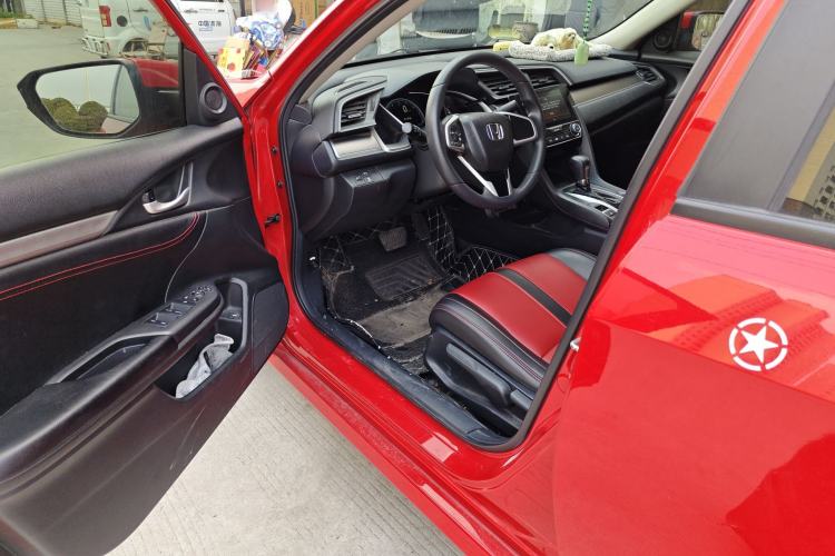 Used Honda Civic 2016 220TURBO CVT Luxury Edition