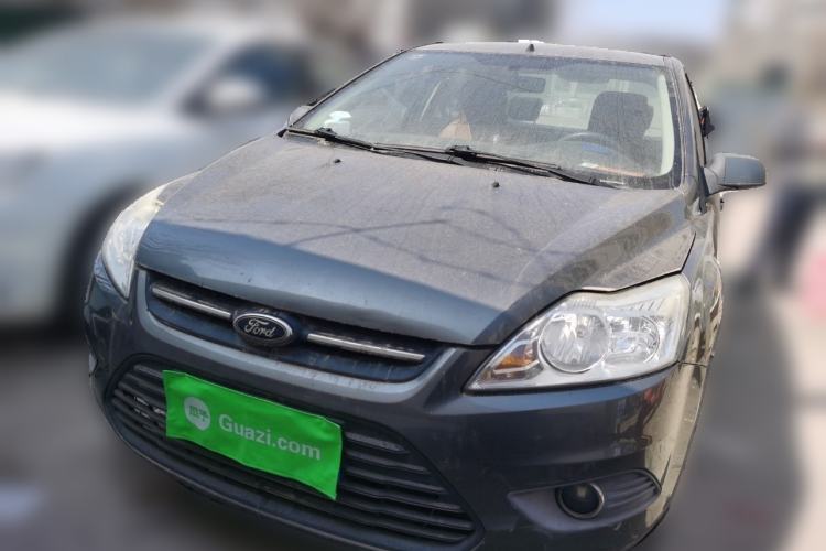 Used Ford Focus 2013 Sedan Classic 1.8L Manual Base Model