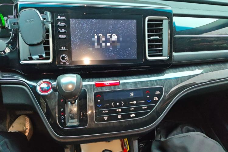 Used Honda Elysion 2019 2.0L Hybrid Luxury Edition
