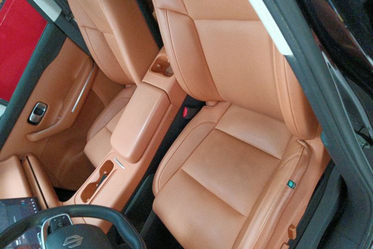 Used Leapmotor C16 2024 Range-Extended 200 Luxury Edition