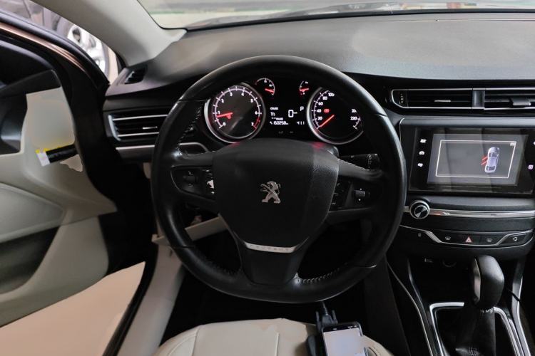 Used Peugeot 408 2014 1.8L Automatic Luxury Edition Steering Wheel