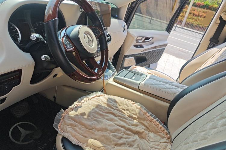 Used Mercedes-Benz Vito 2018 2.0T Business Version China V Emission Standard Left Front Seat