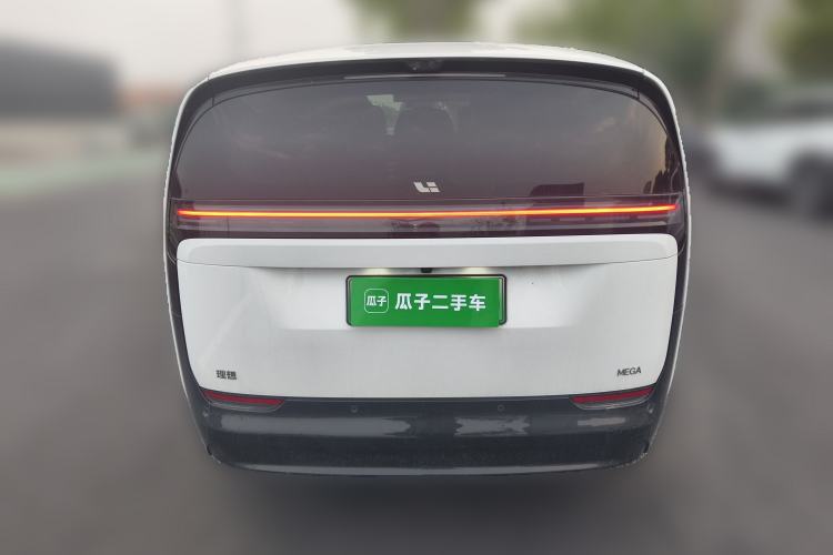 Used Li Auto MEGA 2024 Ultra Model
