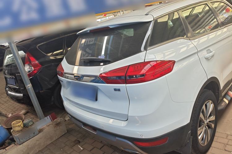 Used Geely Auto Emgrand X7 Sport 2016 2.0L Manual ZhiShang Version
