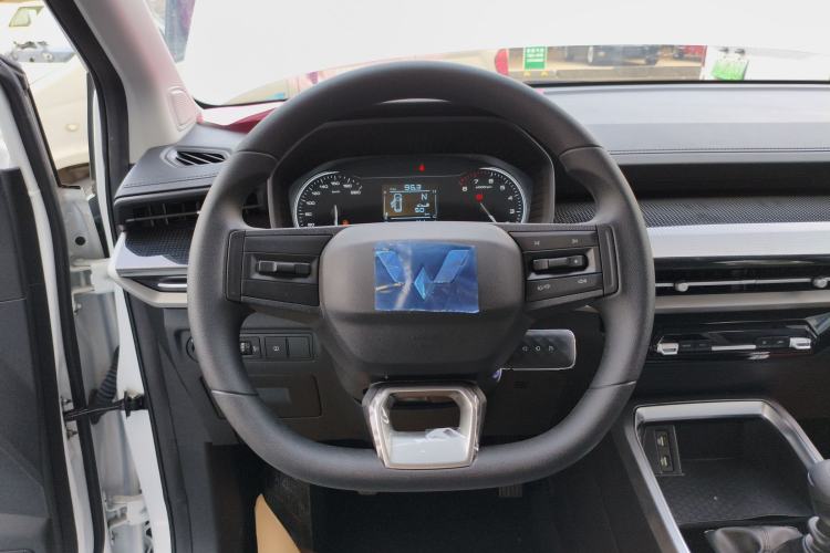 Used Wuling Jiachen 2022 1.5L Manual Enjoyment Elite Model Steering Wheel