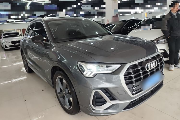 Used Audi Q3 2022 35 TFSI Fashion Dynamic Model

