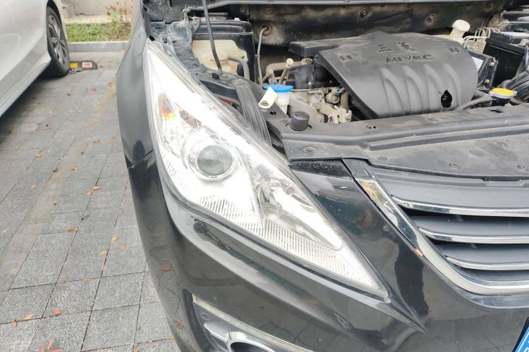 Used FORTHING Joyear S50 2016 1.6L CVT Deluxe Model