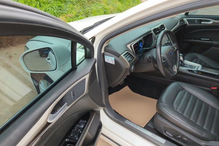 Used Ford Mondeo 2013 2.0L GTDi 200 Fashion Edition