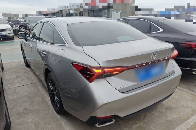 Used Toyota Avalon 2019 2.0L XLE Premium Edition China VI Exterior 2