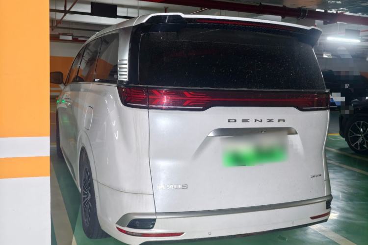 Used Denza D9 2022 DM-i 970 Four-Wheel Drive Flagship Model