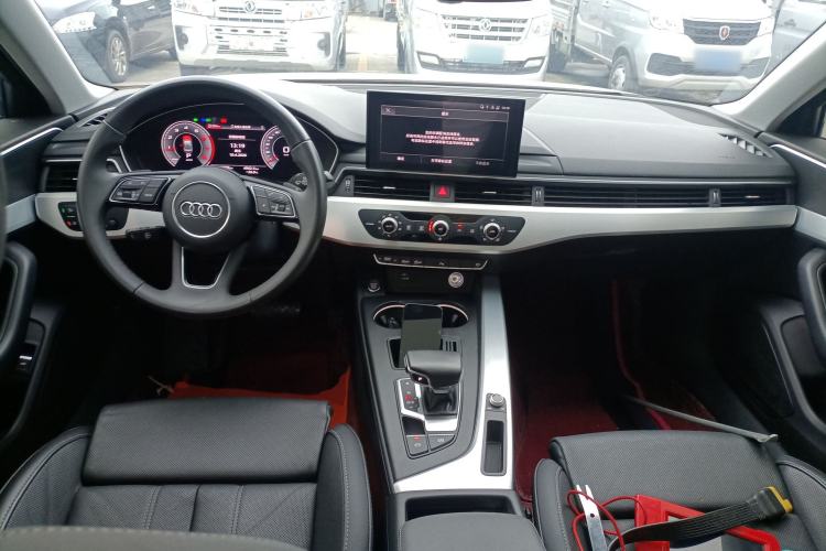 Used Audi A4L 2022 40 TFSI Fashion Dynamic Model Center Console