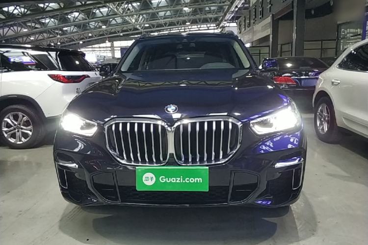 Used BMW X5 2022 Restyled xDrive 30Li M Sport Package Front