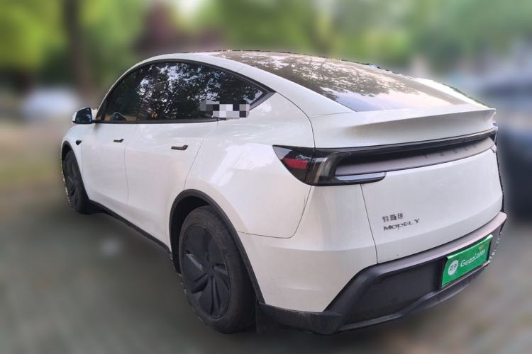 Used Tesla Model Y 2025 Rear-Wheel-Drive Version