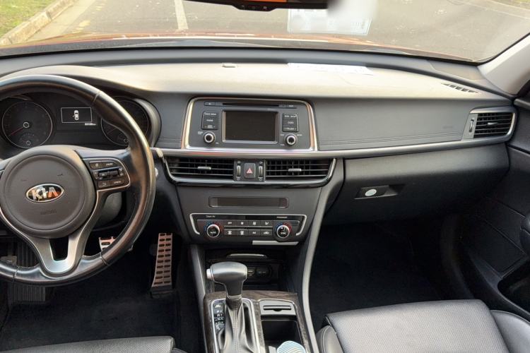 Used Kia K5 2016 2.0L Automatic LUX
