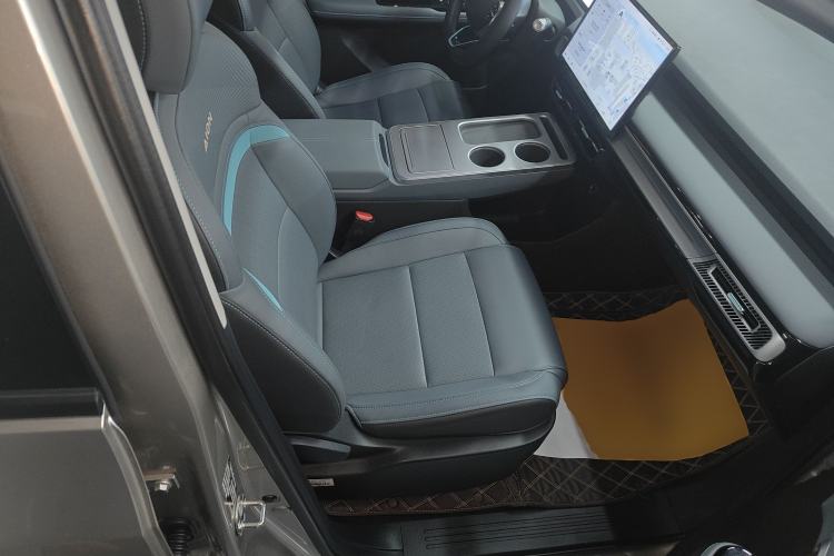 Used AION Y 2023 Plus 510 Smart Edition