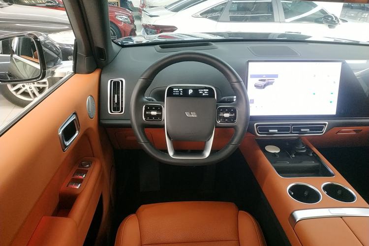 Used Li Auto L7 2023 Air model
