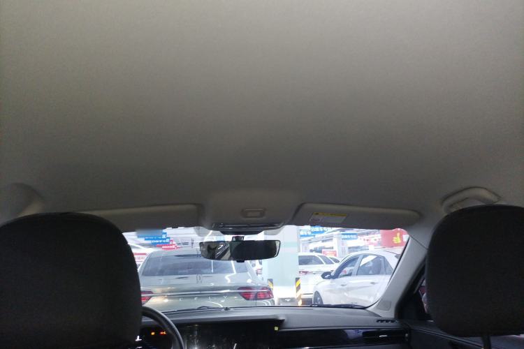 Used Roewe i5 2023 1.5L Manual Comfort Edition