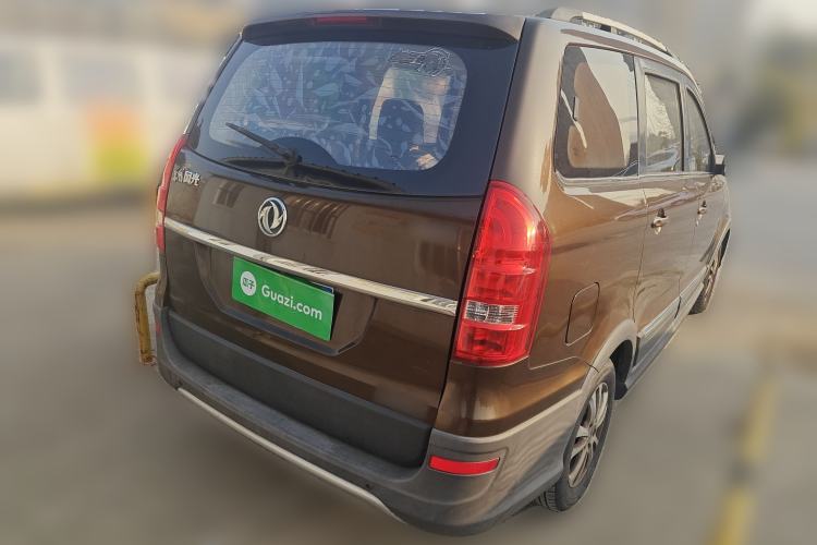 Used Dongfeng Fengon 360 2015 1.5L Manual Luxury 7-Seater China IV Standard
