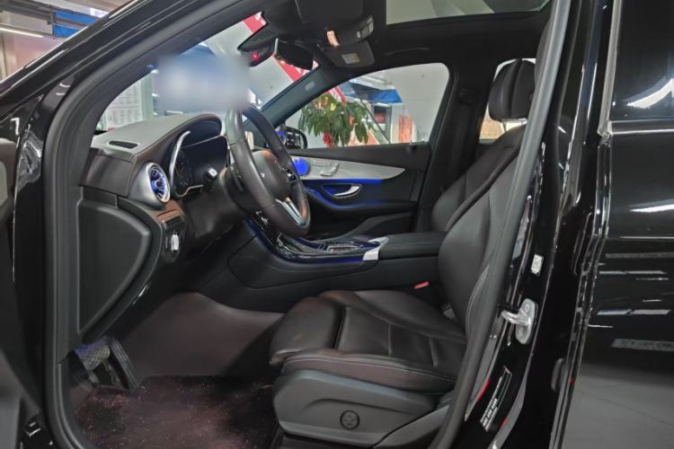 Used Mercedes-Benz GLC 2020 Facelift GLC 260 L 4MATIC Luxury Edition
