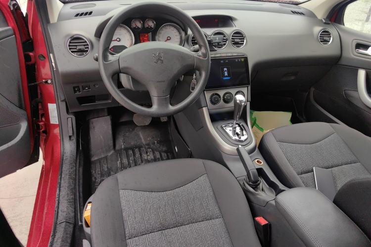 Used Peugeot 408 2011 1.6L Automatic Comfort Edition
