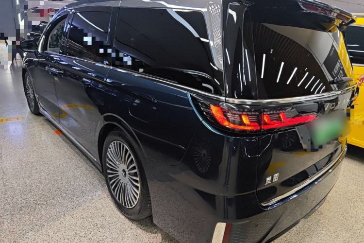Used VOYAH Dream 2025 PHEV Four-Wheel-Drive Flagship Kunpeng Edition Rear Left 45 Deg