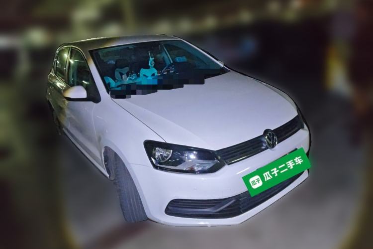 Used Volkswagen Polo 2016 1.4L Automatic Trendy Model Front Right 45 Deg