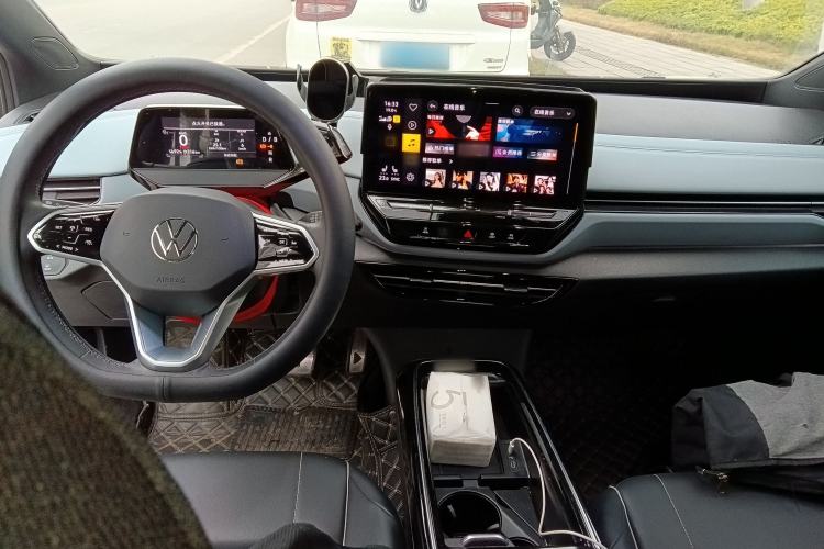 Used Volkswagen ID.4 X 2023 Pure Smart Edition Center Console